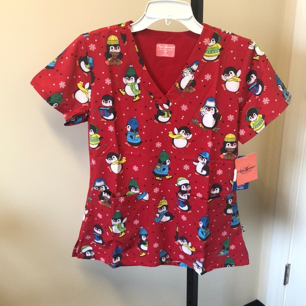 Ava Therese Womens scrub top NWT. Multiple sizes available.